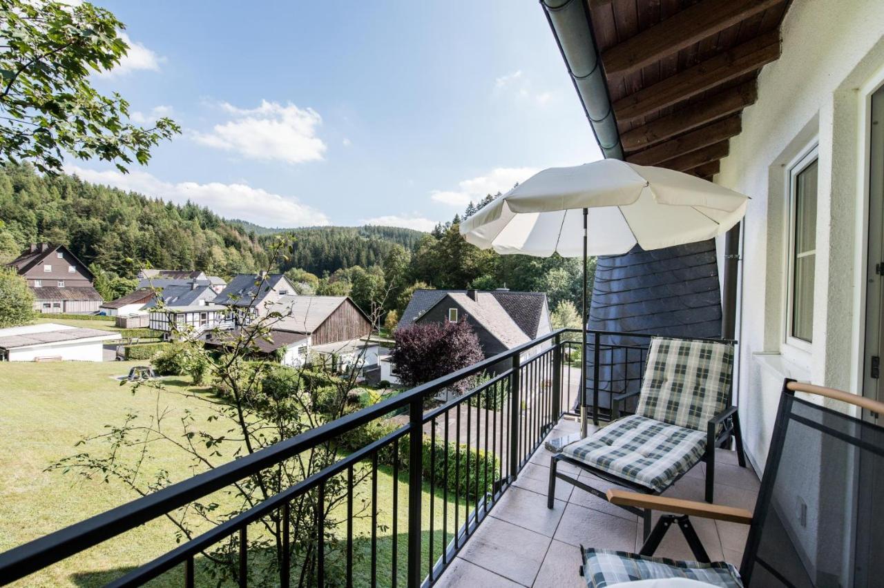 Hotel Hanses-Braeutigam Schmallenberg Esterno foto
