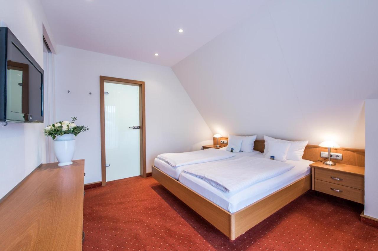 Hotel Hanses-Braeutigam Schmallenberg Esterno foto